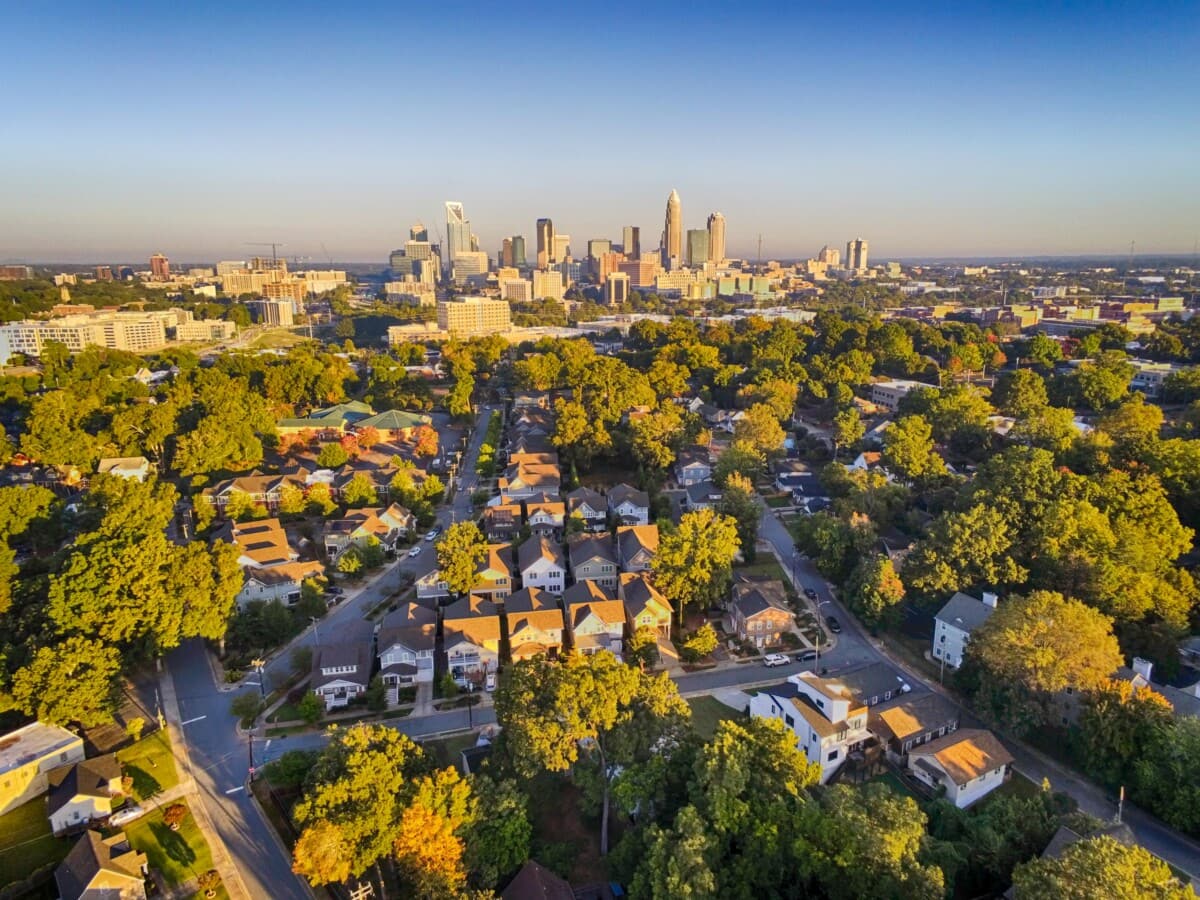 charlotte suburbs and neighborhoods 