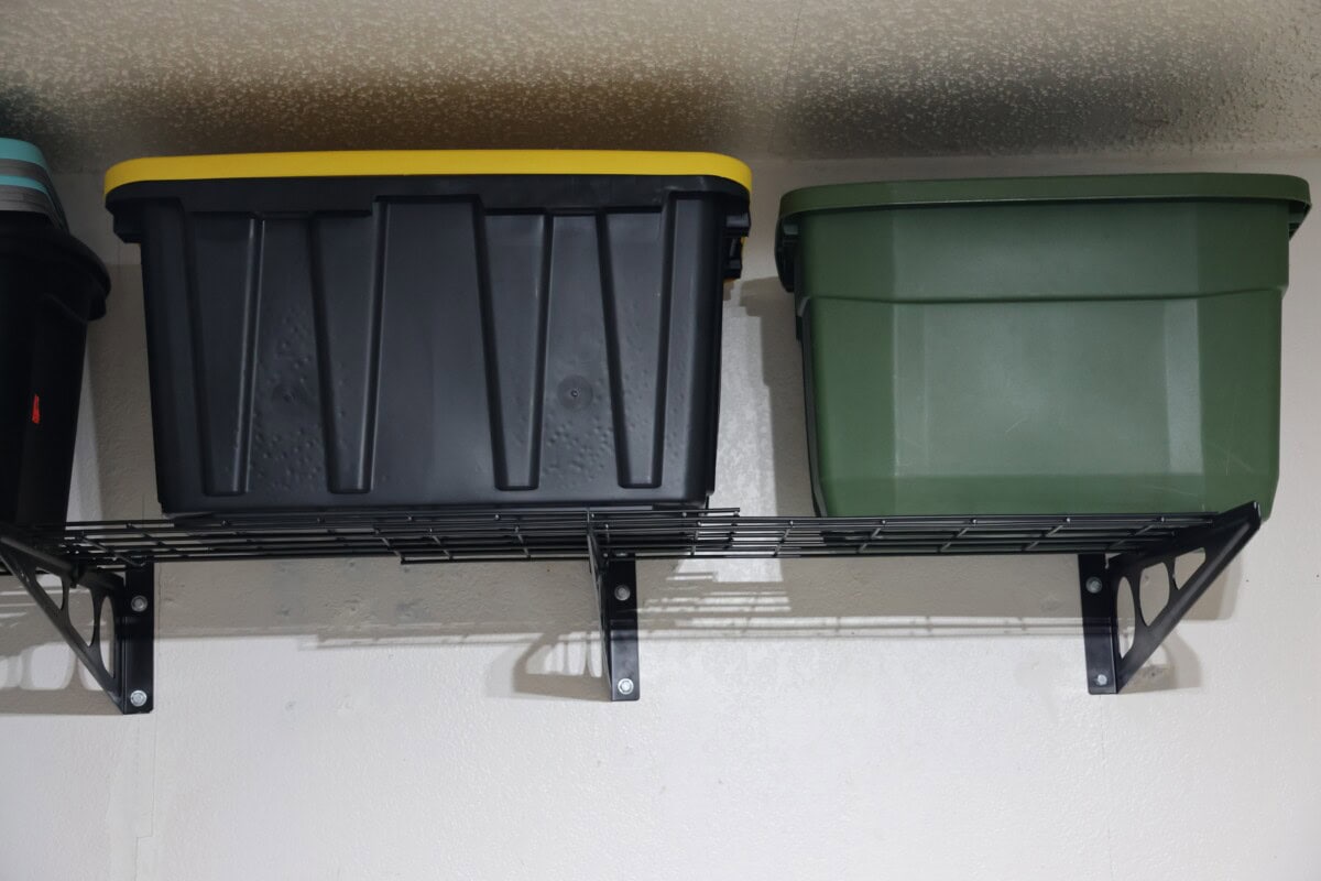 Storage bins