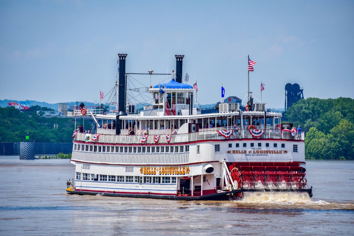 louisville ky steamboat