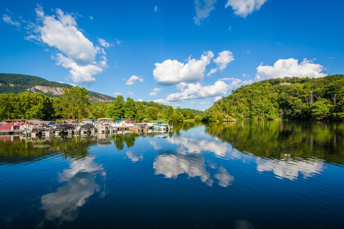 boats and clear water at lake lure north carolina_shutterstock