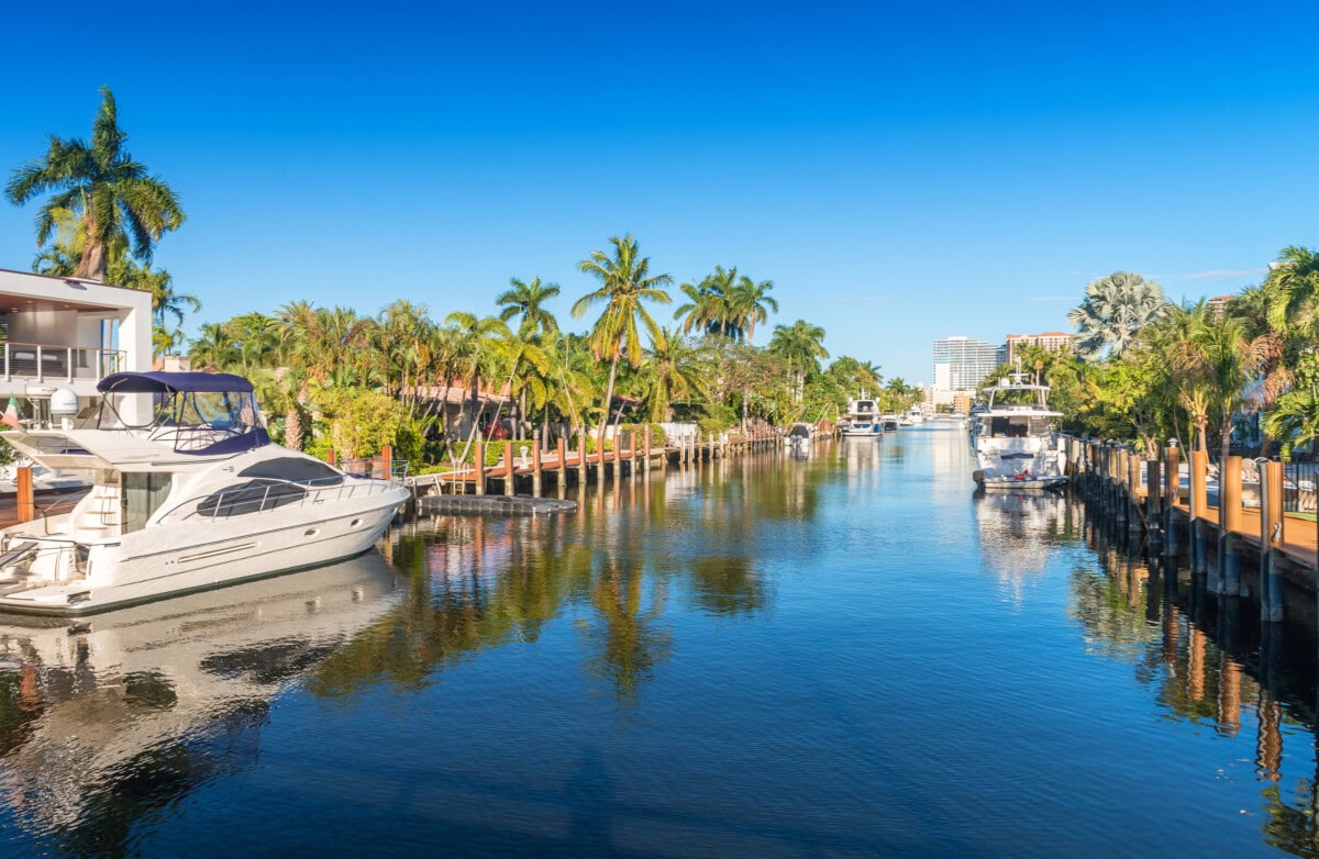 canal in fort lauderdale florida