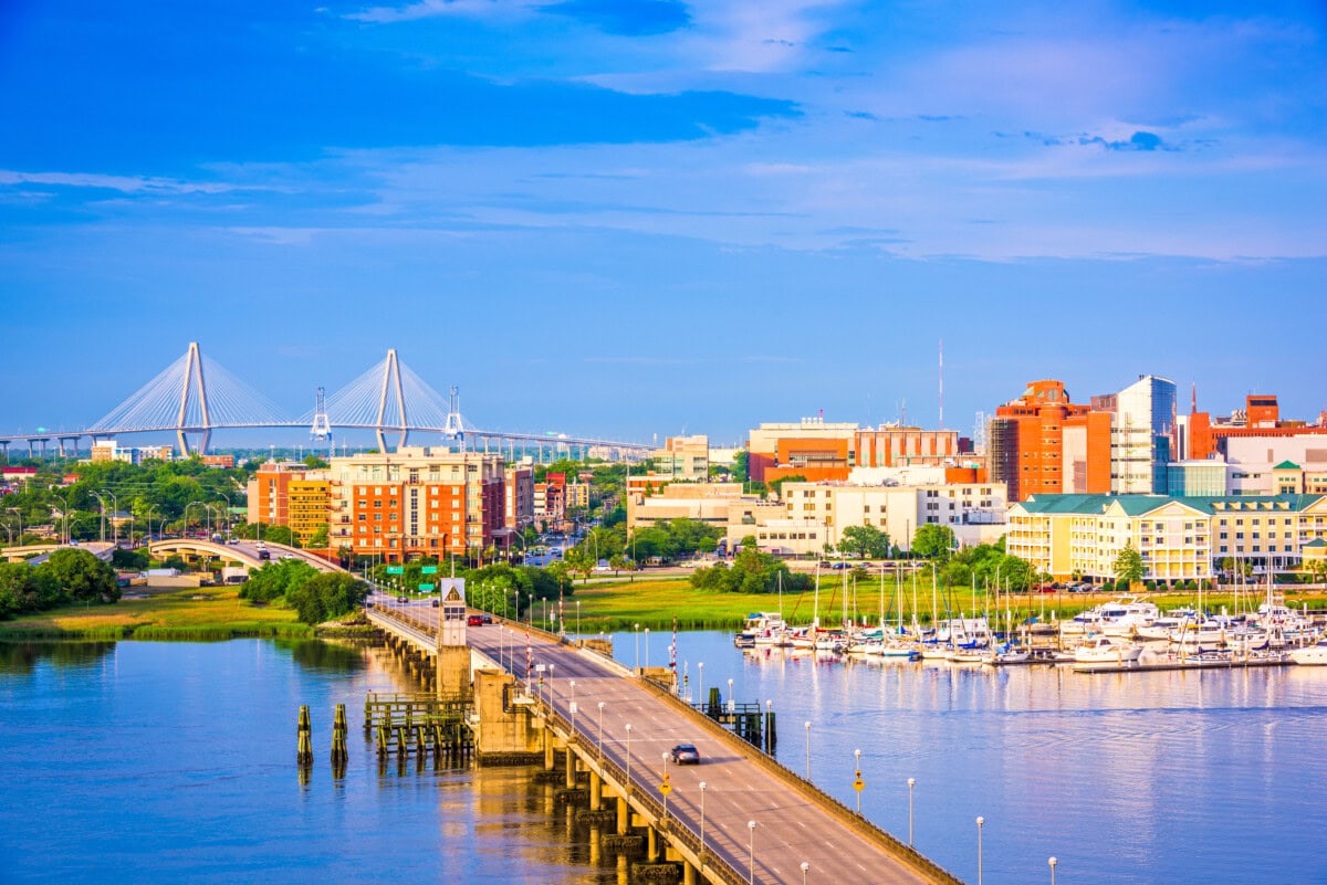 how to get around and public transportation in charleston sc