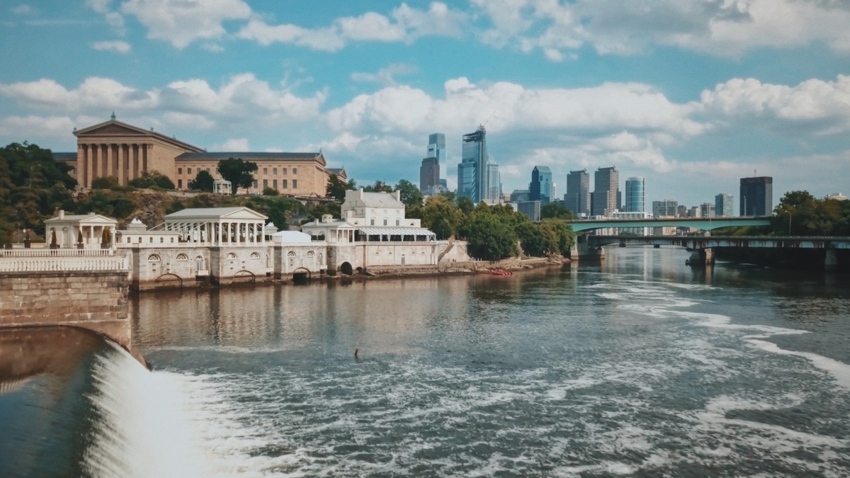 skyline view of philadelphia waterfront