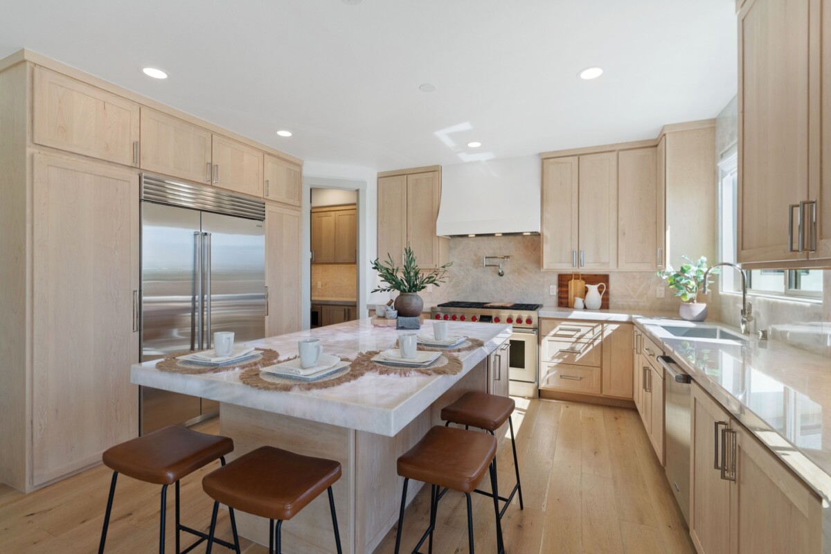 warm modern kitchen